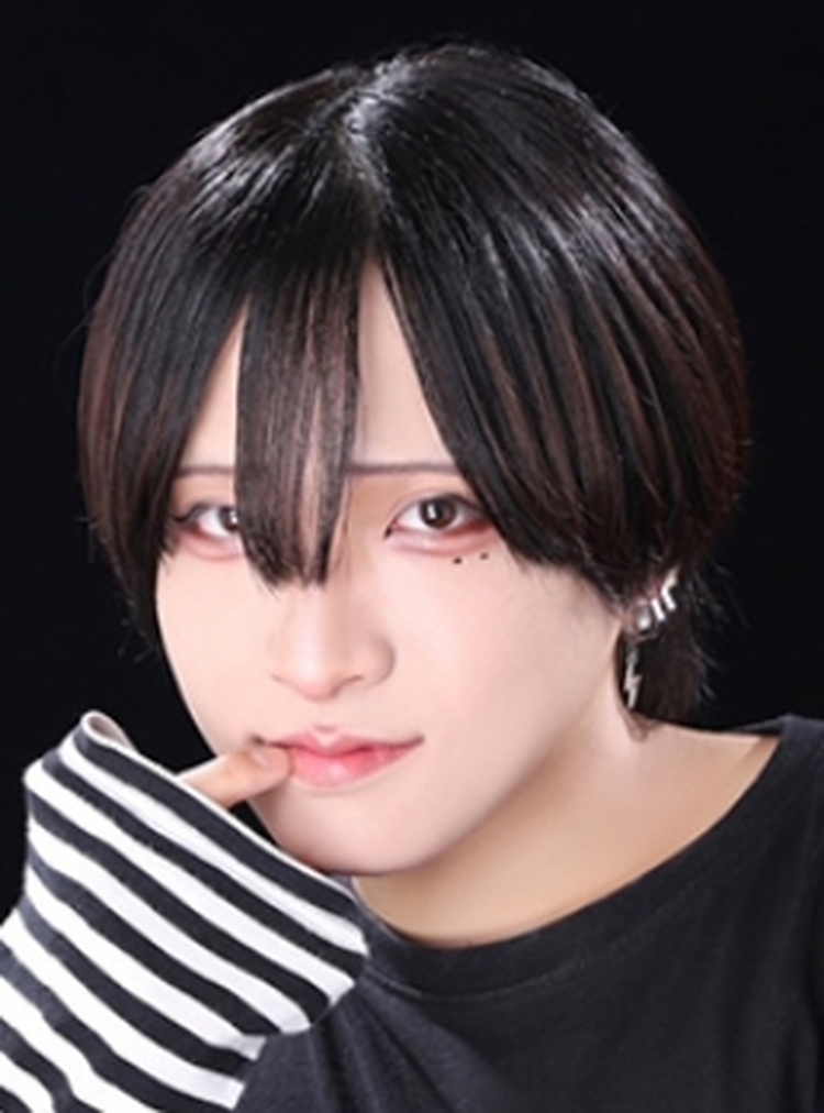 輝咲 蒼