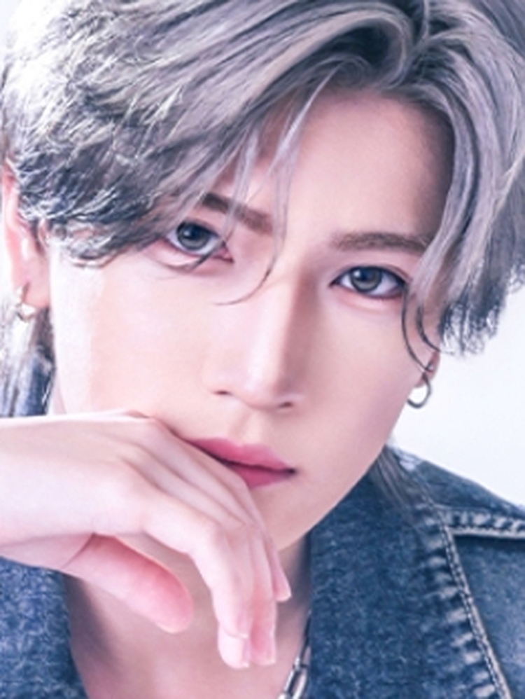藤堂 葵