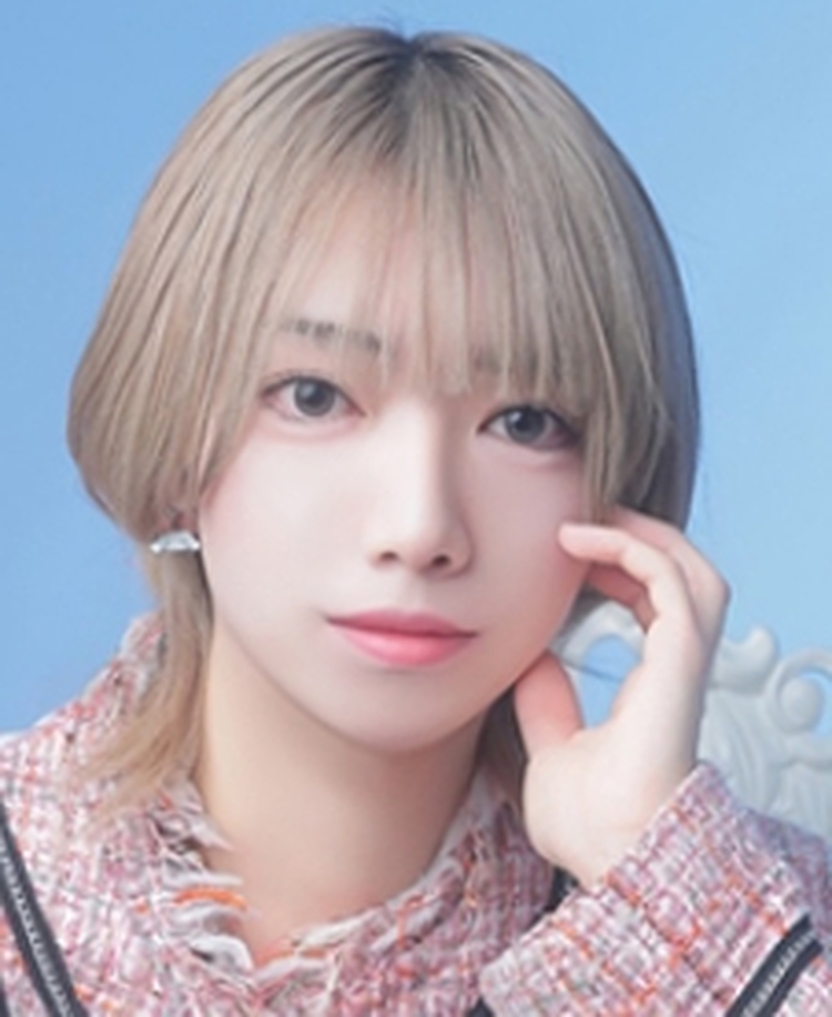 来栖ひな